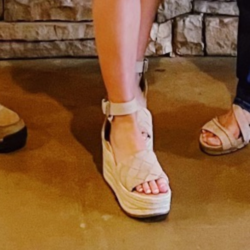 Marc fisher wedges